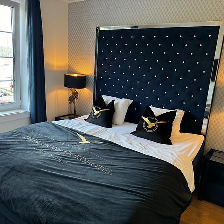 Tvedestrand Fjordhotell - Unike Hoteller Extérieur photo