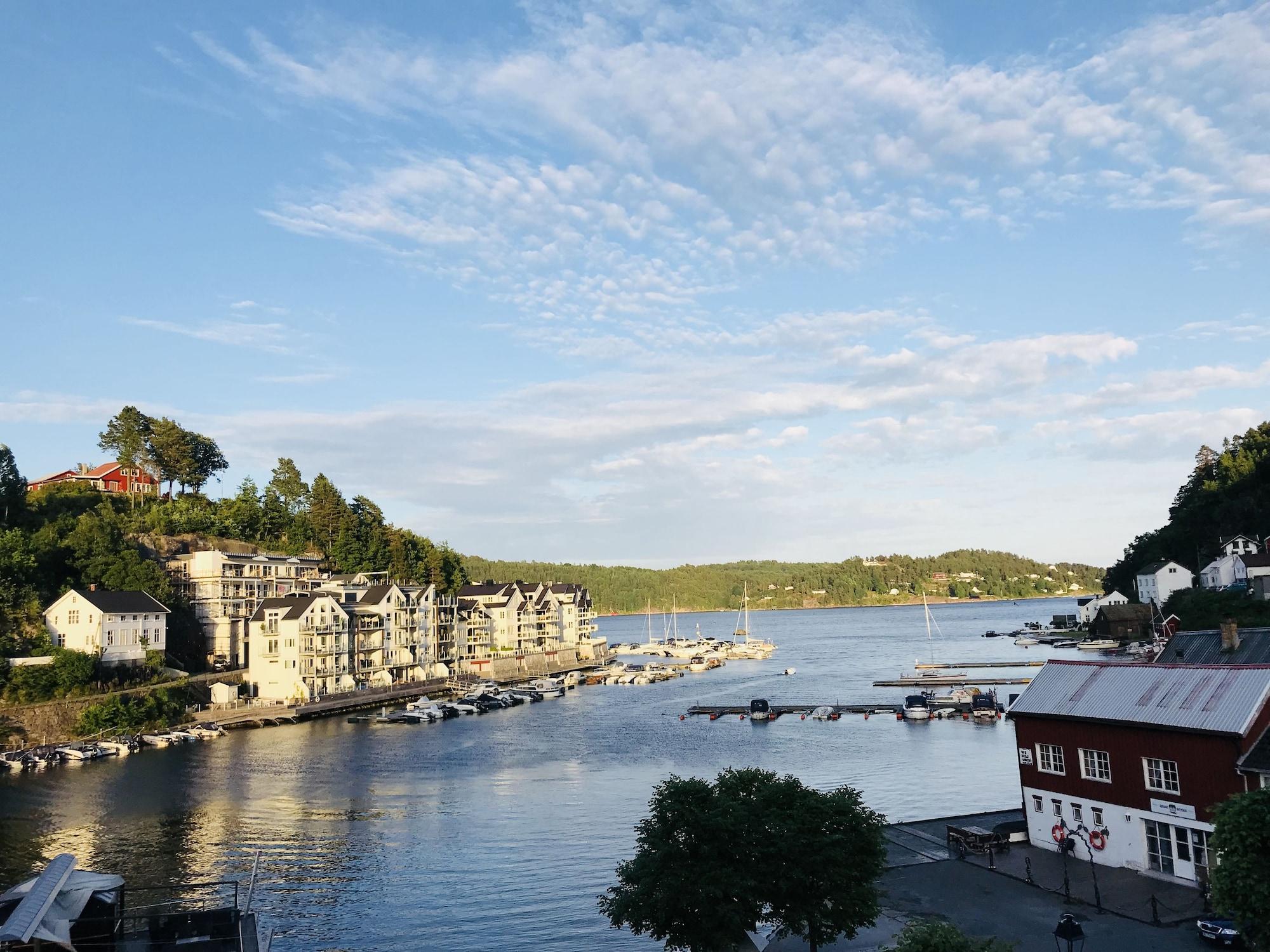 Tvedestrand Fjordhotell - Unike Hoteller Extérieur photo