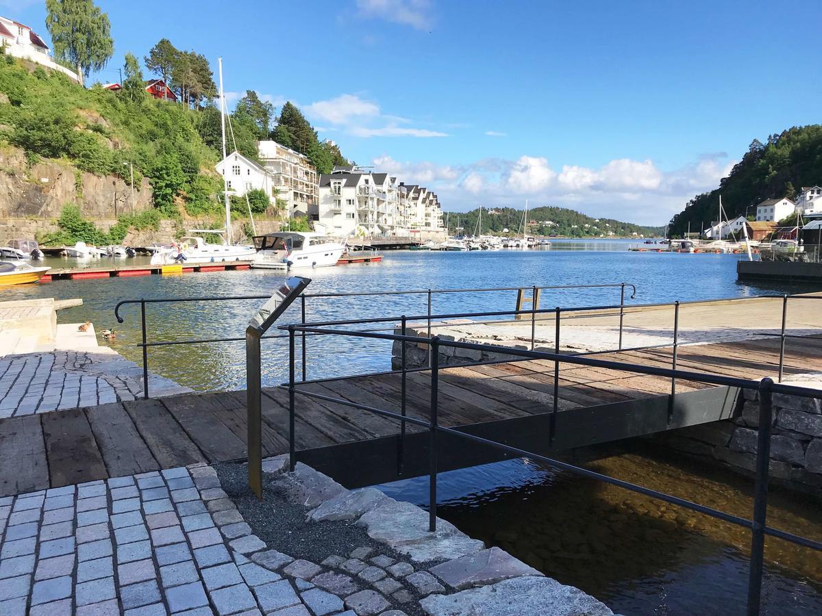 Tvedestrand Fjordhotell - Unike Hoteller Extérieur photo