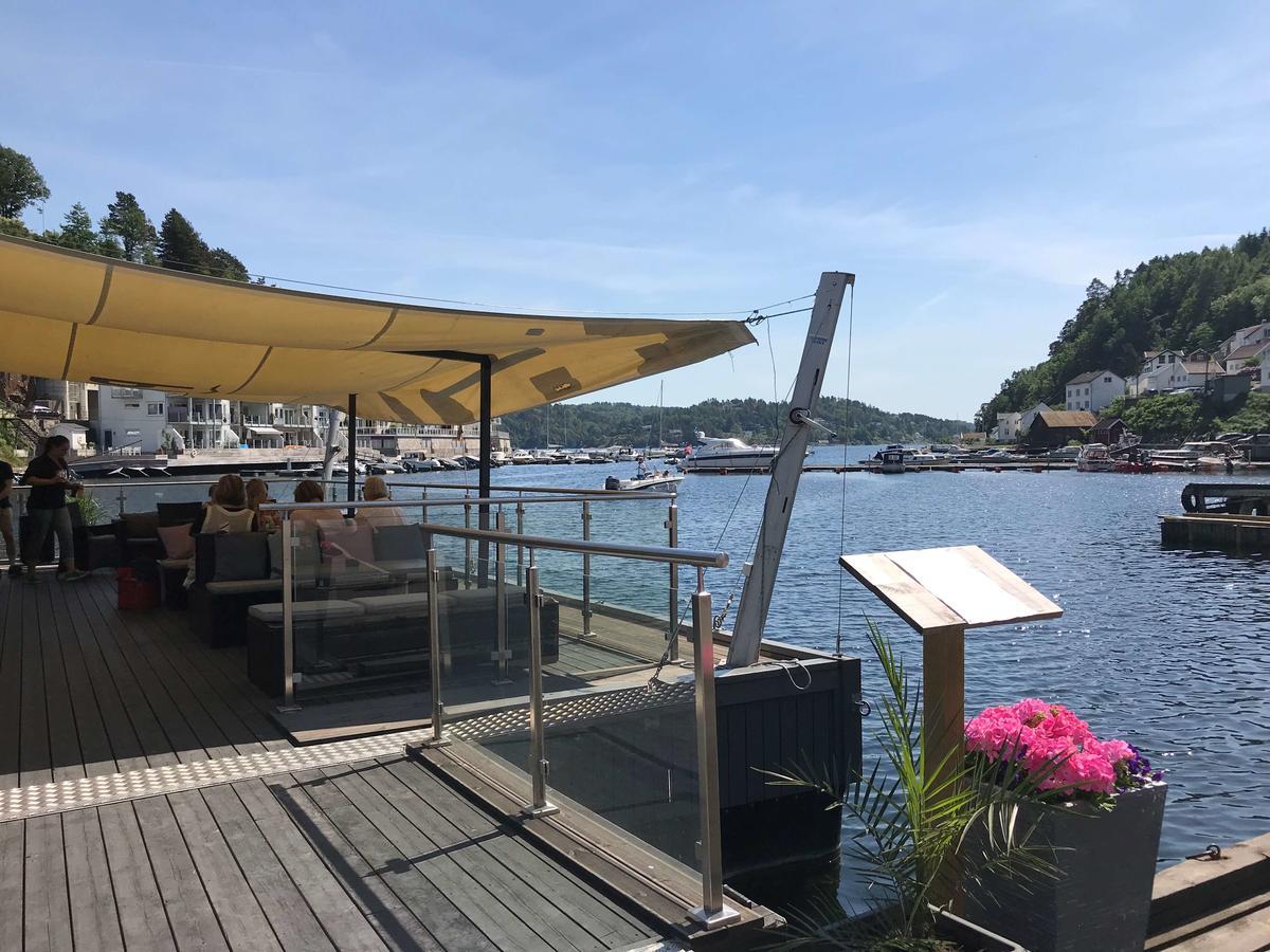 Tvedestrand Fjordhotell - Unike Hoteller Extérieur photo